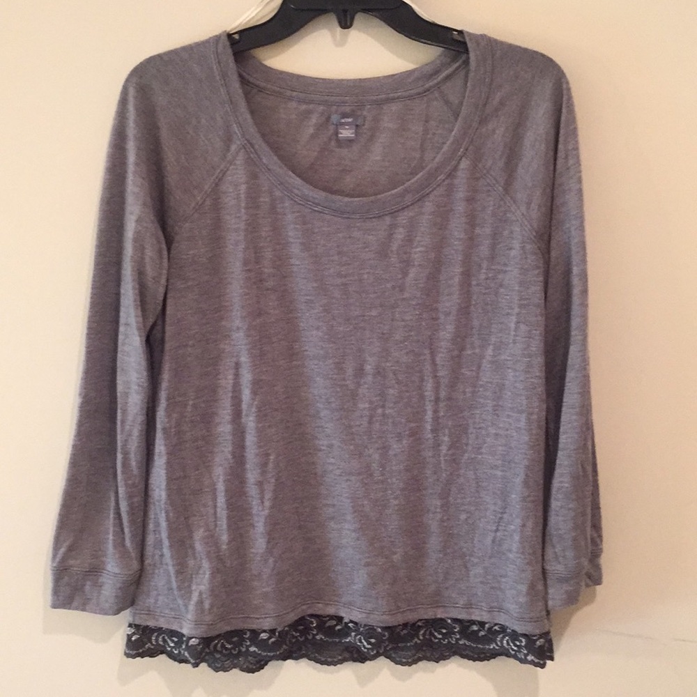 Aerie long sleeve Grey light layering shirt